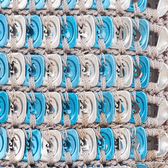 Vintage Handmade Blue and Silver Soda Tab Crochet Wristlet Pouch - Picture 10 of 10